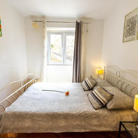 Dumaneo Art - Two Bedroom Apartament *