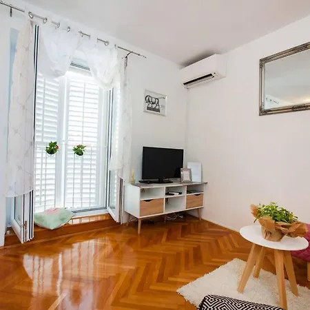 Dumaneo Art - Two Bedroom * Split