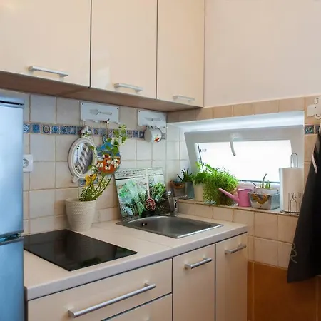 Apartment Dumaneo Art - Two Bedroom Split