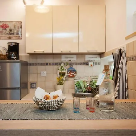 Dumaneo Art - Two Bedroom Split